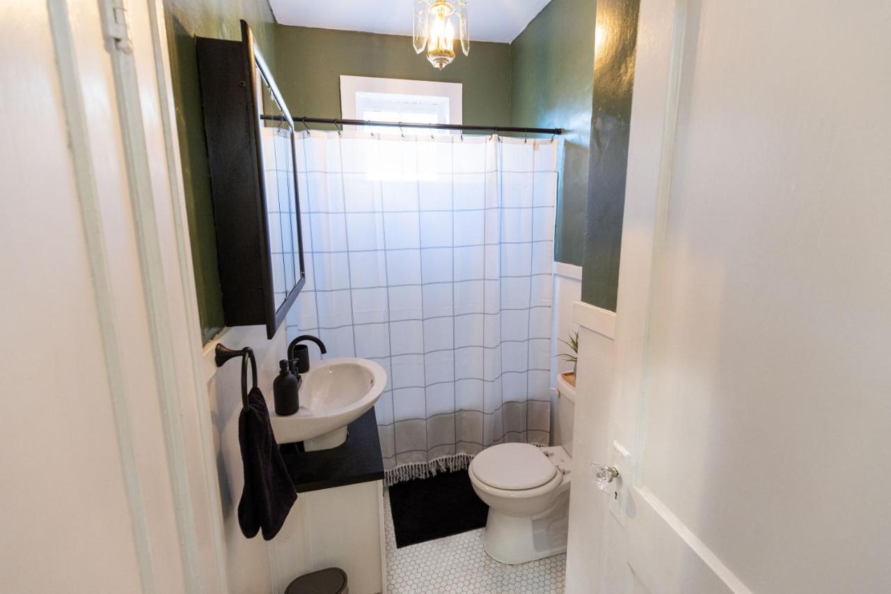 Historic Revival King Bed Midtown Memphis 68 Yes Pets Fast Wifi Free Parking Villa ภายนอก รูปภาพ