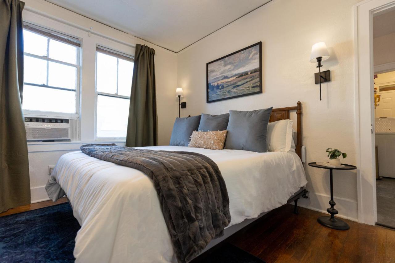 Historic Revival King Bed Midtown Memphis 68 Yes Pets Fast Wifi Free Parking Villa ภายนอก รูปภาพ